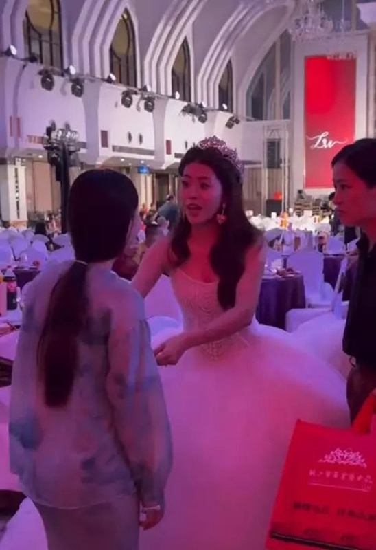 เจ้าสาวไม่รับซองในงานแต่งงาน