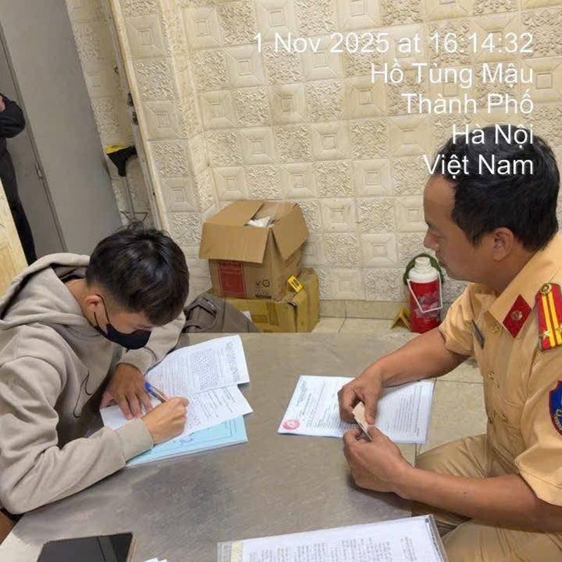 ภาพไวรัล มอเตอร์ไซค์ซ้อน 5 สุดฮอต