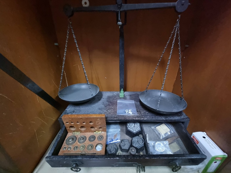 ร้านหิรัญกร ปิดตำนาน 65 ปี