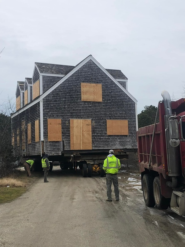 เกาะแห่งนี้มีบ้านแจกฟรี หลังละ 162 ล้านก็ยกให้