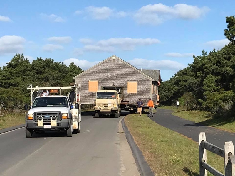 เกาะแห่งนี้มีบ้านแจกฟรี หลังละ 162 ล้านก็ยกให้