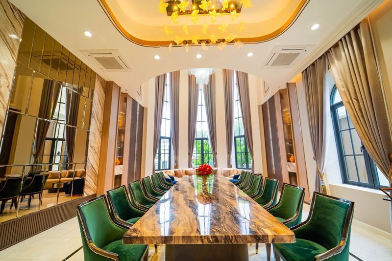 ขายบ้าน 250 ล้านบาท มีคุณสมบัติ 25 ข้อ 