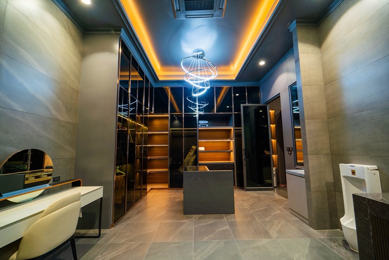 ขายบ้าน 250 ล้านบาท มีคุณสมบัติ 25 ข้อ 