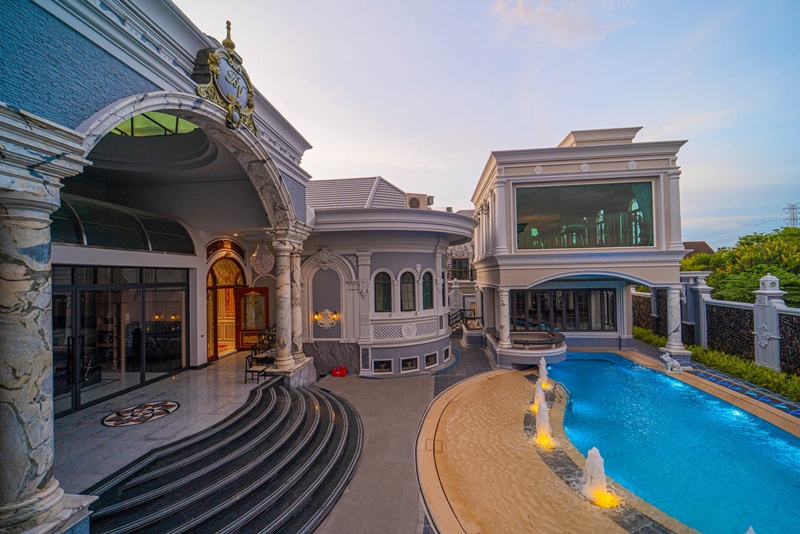 ขายบ้าน 250 ล้านบาท มีคุณสมบัติ 25 ข้อ 