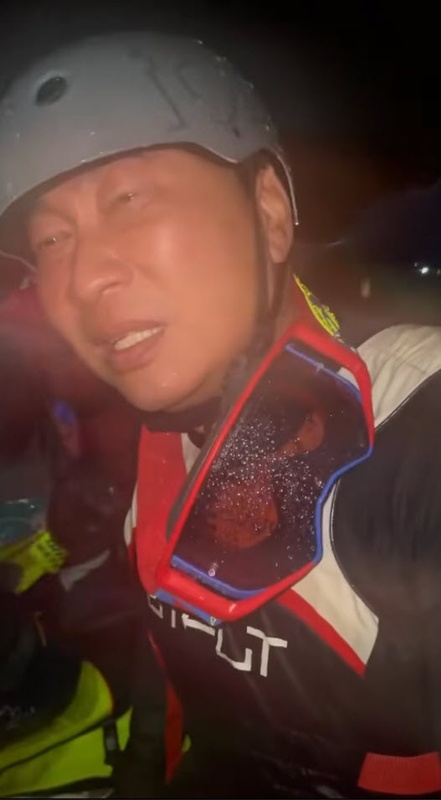 เปิ้ล นาคร ร่ำไห้กลางน้ำท่วมหาดใหญ่