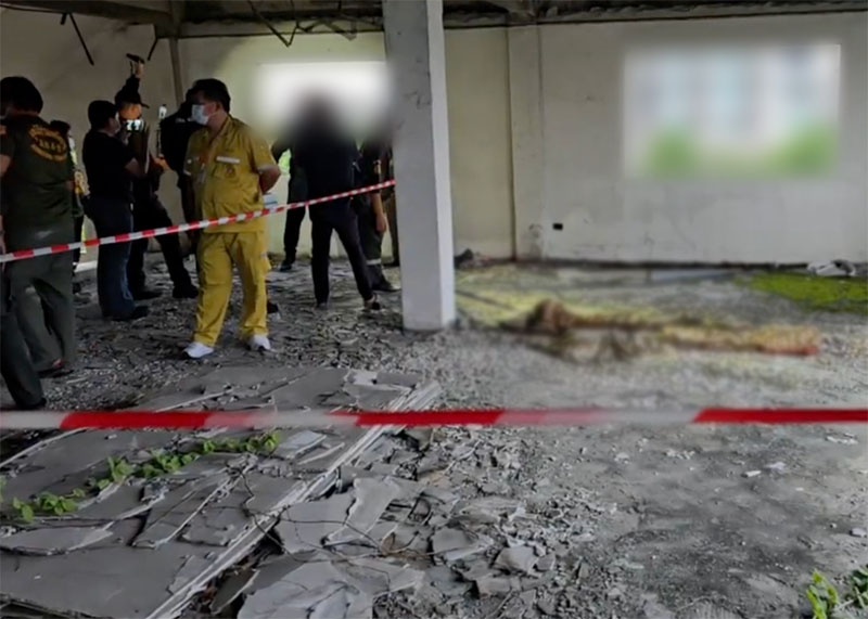 โครงกระดูกปริศนาบนตึกร้าง