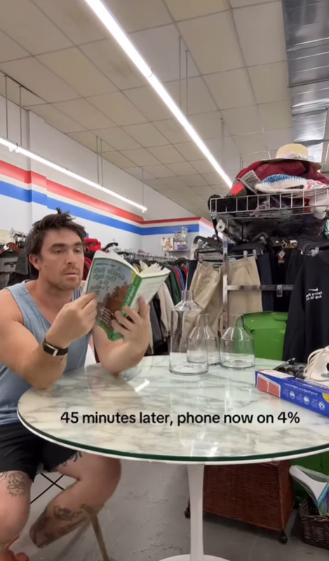 โต๊ะมือสอง มูลค่าจริงเป็นแสน