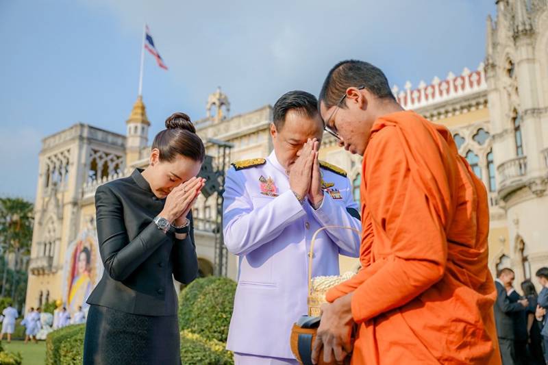 จ๋า ธนนนท์ ภรรยา อนุทิน ชาญวีรกูล