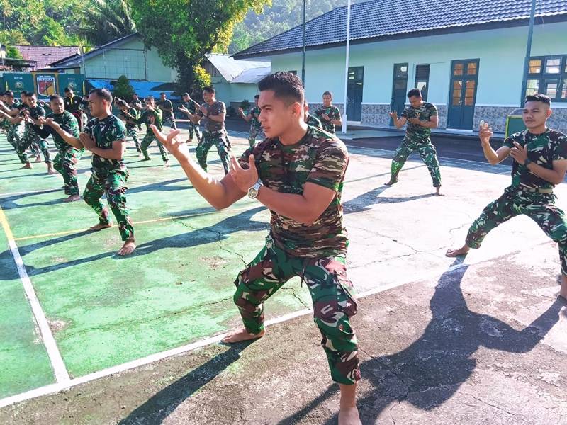 แมงกาแนง อดีตดาวตบหญิงอินโดฯ