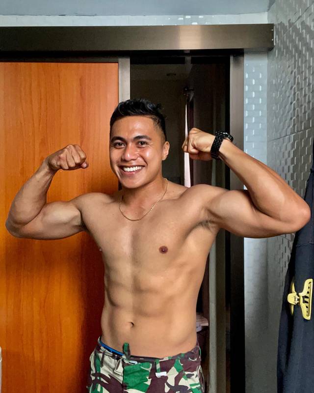 แมงกาแนง อดีตดาวตบหญิงอินโดฯ