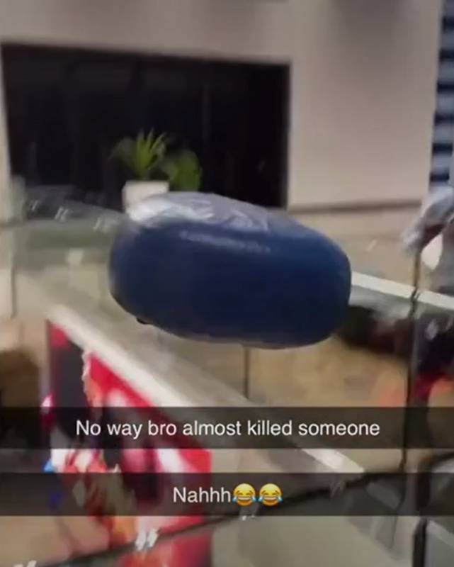 โยนเก้าอี้