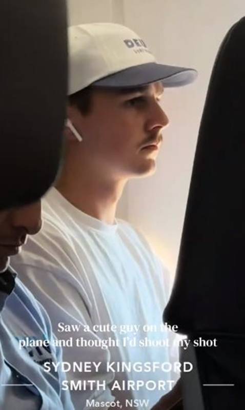 สาวทำภารกิจรัก ส่งโน้ตจีบหนุ่มหล่อบนเครื่องบิน