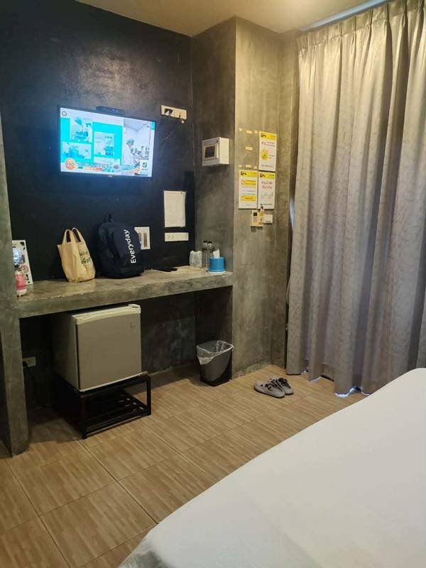 หลอกพาไปปอยเปต