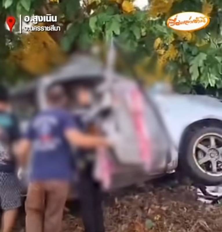 เด็ก 5 ขวบ รถชนต้นไม้