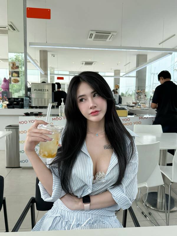 นุ้งนิ้ง ชลธิดา