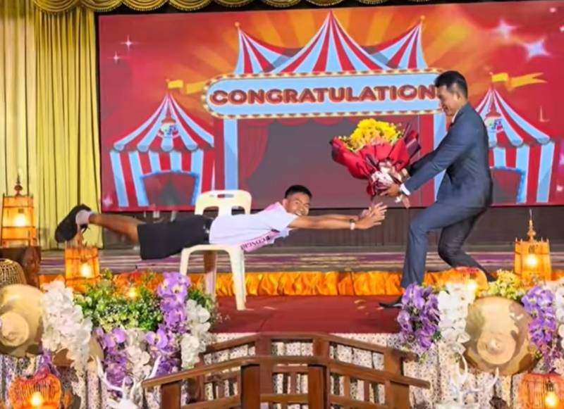 พิธีจบการศึกษา