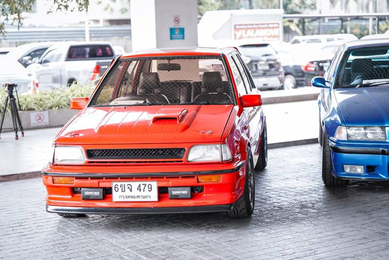 ทลายเว็บพนัน