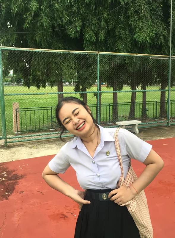 พู่กัน แมลงปอ เรียนจบแล้ว