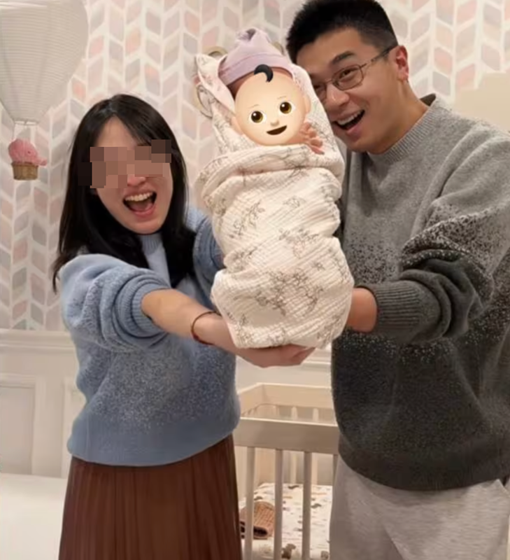 อินฟลูฯ จีน เจอดราม่า ทำคอนเทนต์เมียคลอด