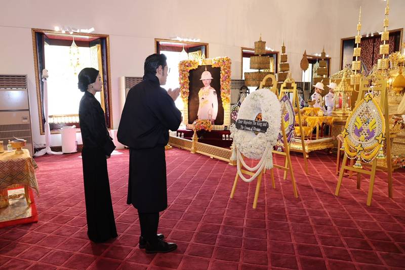 กษัตริย์จิกมี-พระราชินีภูฏาน