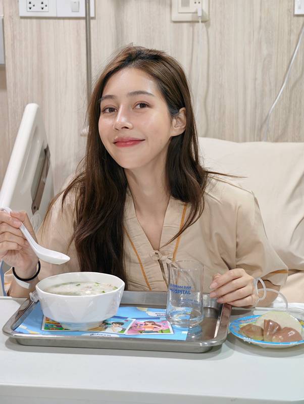 แพร ทวินันท์ ไบค์เกอร์สาวรถล้ม