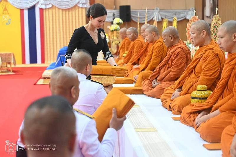 คุณหญิงปภัสสร