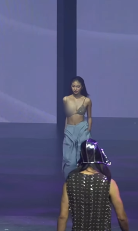 นางแบบบราหลุด