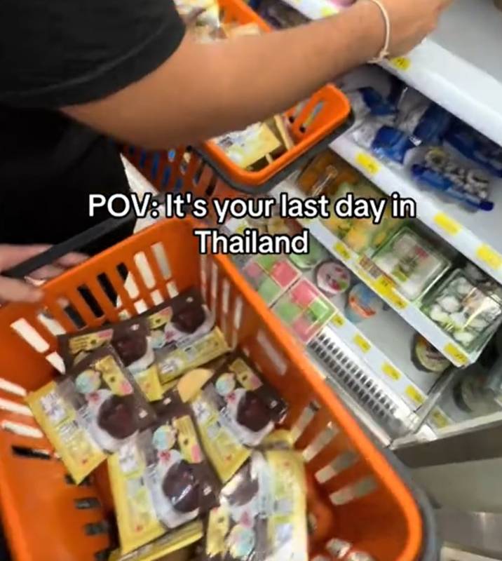 นักท่องเที่ยวแห่ซื้ออะไรในเซเว่น