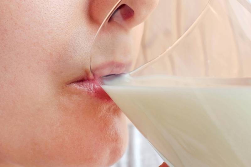 กลืนน้ำอสุจิเข้าท้องจะเกิดอะไรขึ้น