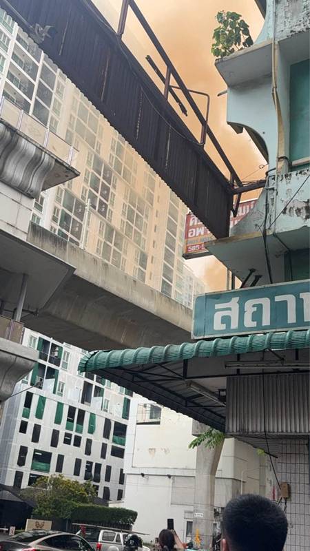 ไฟไหม้รางรถไฟฟ้า