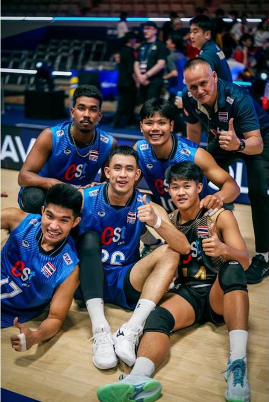 วอลเลย์บอลชายไทย