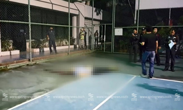 ชาวต่างชาติตกตึกสูงย่านสีลม ดับสยอง คาดโดดลงมาเอง