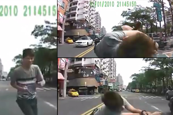 รวมคลิปมนุษย์หัวใสพุ่งเข้าใส่รถหวังเรียกเงิน