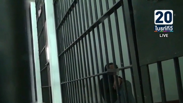 2 โจ๋ฆ่าฝังอริเข้ามอบตัว