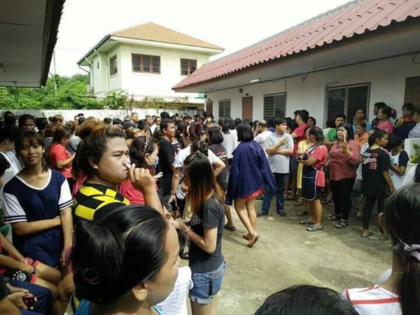 ฆ่าปาดคอครู