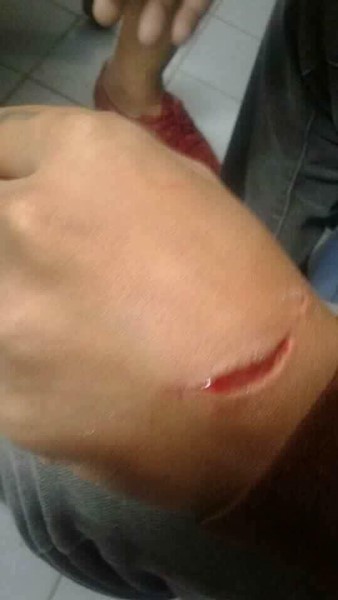 ฆ่าปาดคอครู