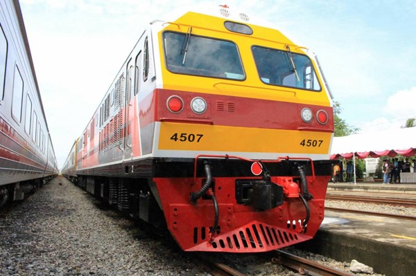 รถไฟไทย