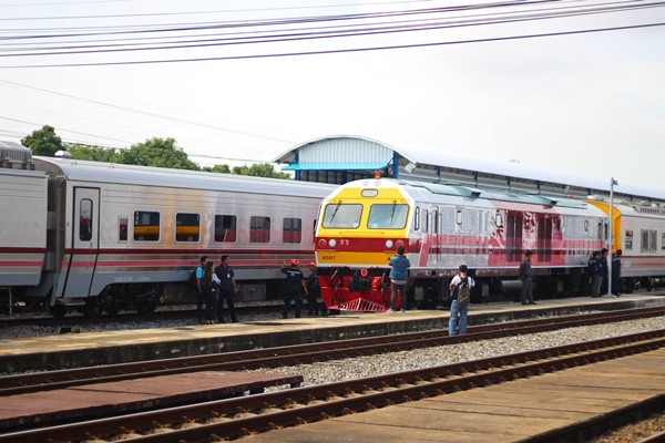 รถไฟไทย