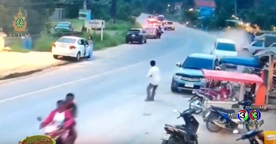  คลิปกระบะซิ่งหลุดโค้ง
