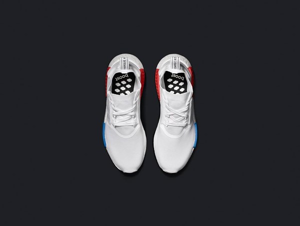 อาดิดาส ตั้งกฎซื้อรองเท้ารุ่นใหม่ ต้องมีแบรนด์ออริจินอลส์ 3 ชิ้นบนตัว