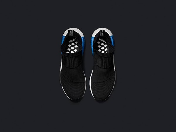 อาดิดาส ตั้งกฎซื้อรองเท้ารุ่นใหม่ ต้องมีแบรนด์ออริจินอลส์ 3 ชิ้นบนตัว