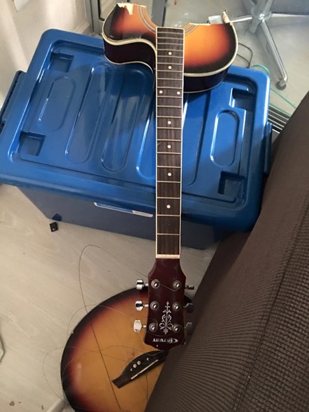 นักศึกษาปี 1 ม.ดัง ถูกยกพวก 20 ต่อ 1 รุมยำถึงคอนโด สภาพเละอย่างที่เห็น