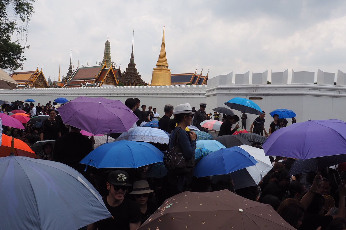 เส้นทางพิธีเคลื่อนพระบรมศพ พระเจ้าอยู่หัวในพระบรมโกศ