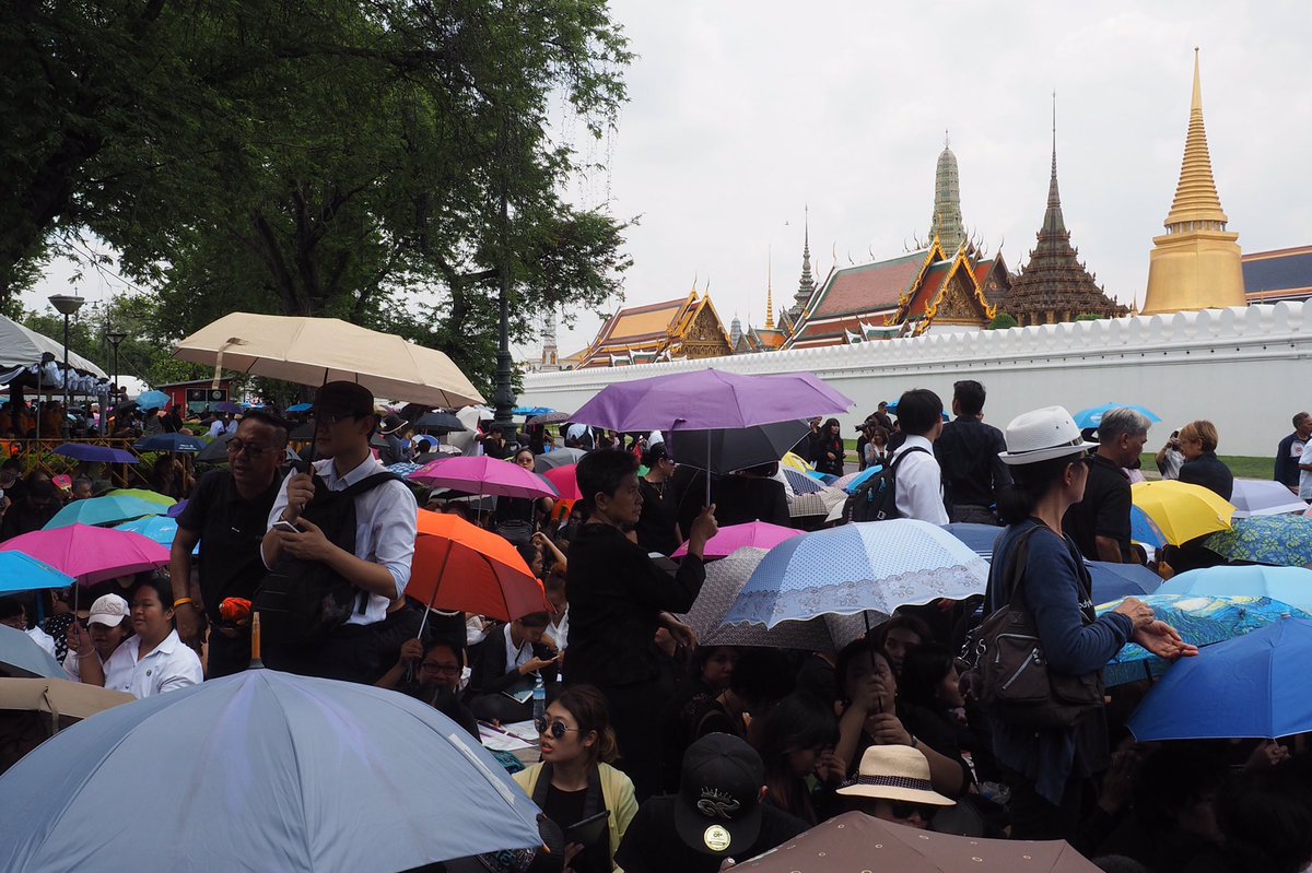 เส้นทางพิธีเคลื่อนพระบรมศพ พระเจ้าอยู่หัวในพระบรมโกศ