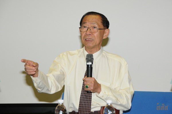 นายแพทย์ประพันธ์ ภานุภาค