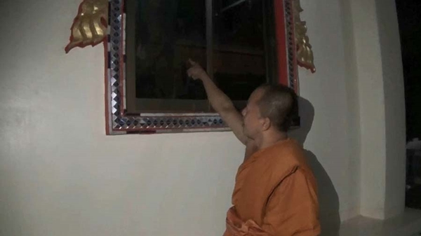 เจ้าอาวาสวัดสุทธาวาส จ.ชลบุรี ติดป้ายฝากถึงโจร