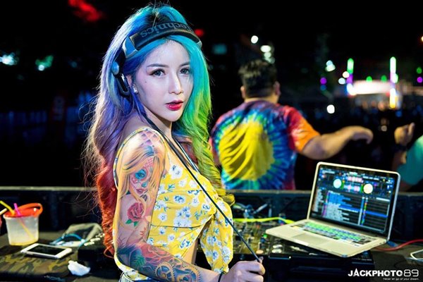 ดีเจก่าโต่ย