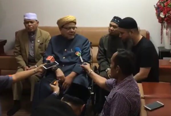 โต ซิลลี่ ฟูลส์