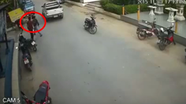 นักเรียนยกพวกตีกัน