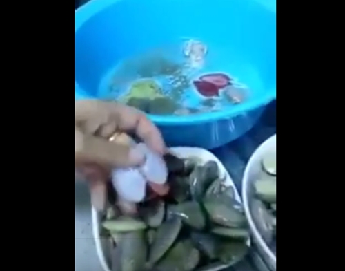 กลโกงแม่ค้าขายหอยลาย